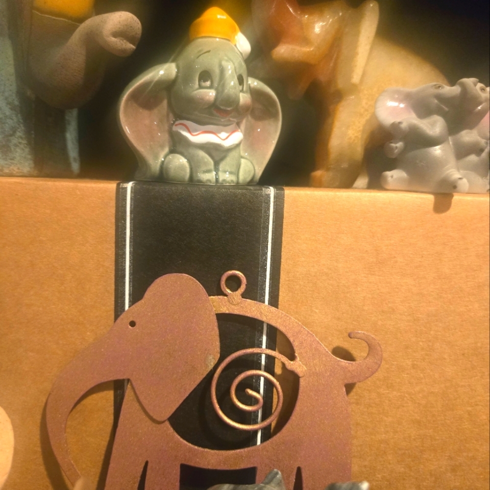 Beautiful 12pc Elephant Collection - Picture 6 of 6